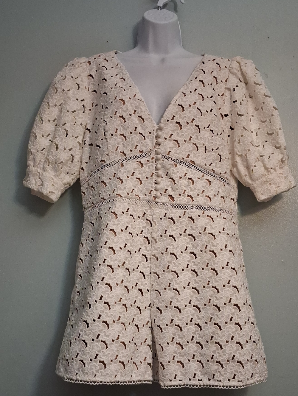 Michael Michael Kors Size 14 Women's White Hemp Eyelet Romper with beige Lining.